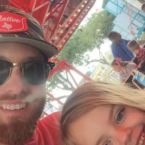 Meet your Posher, Derek